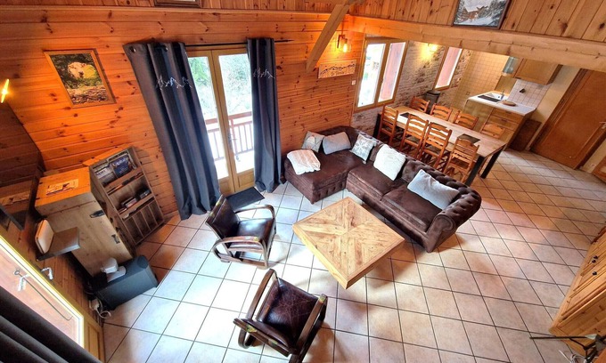 Valfrejus Ski Chalet | Spacious duplex 14 ppl, WiFi, parking, skis, Valfréjus