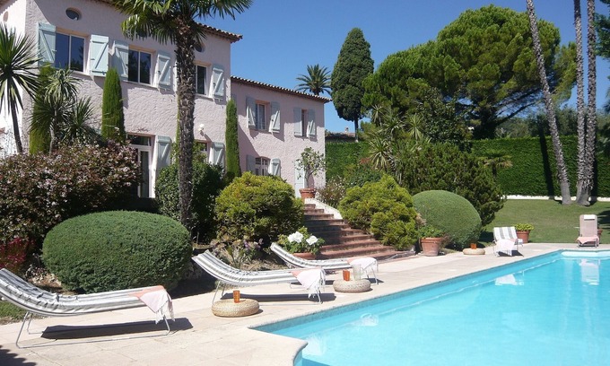 Saint-Paul-de-Vence Villa | Spacious Family Villa- pool-tennis court-fantastic view of St-Paul De Vence
