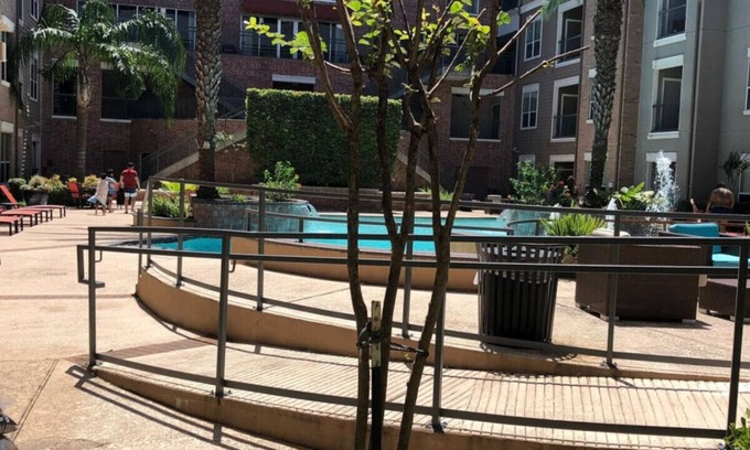 Texas Medical Center Apartment | Spacious Furnished Apartment by NRG Stadium