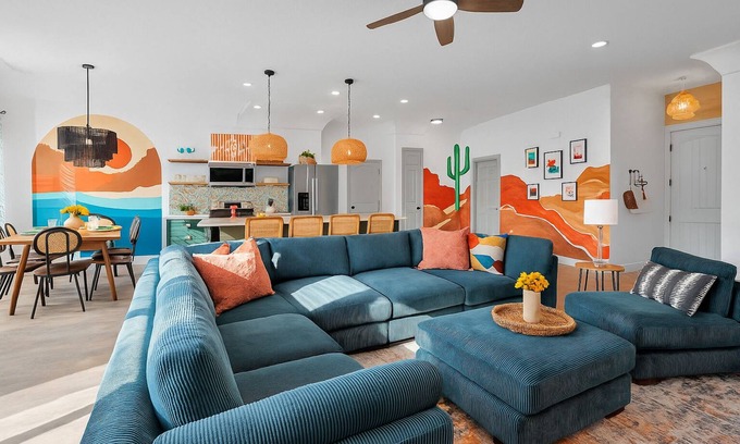 Hurricane House | Spacious Home,8min to Lakes and golf ,30min Zion, GameRoom,Fast WiFi +Large Yard