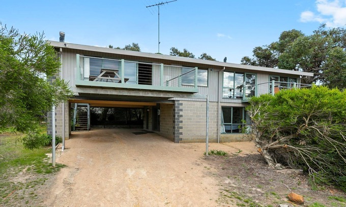 Surf Coast House | Spacious Home in Point Roadknight