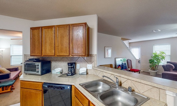College Park House | Spacious Home on Corner Lot with Gas Fireplace & Big Fenced Yard