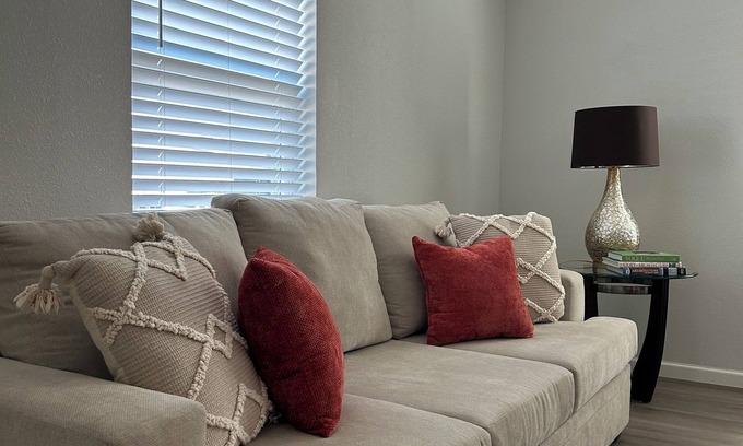 South Arlington House | Spacious home