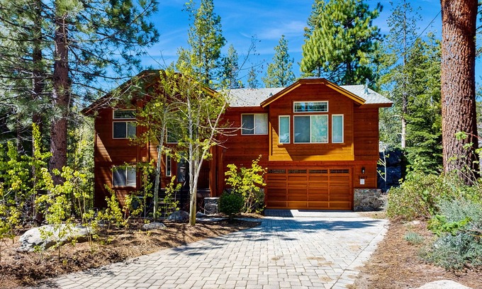 Montgomery Estates House | Spacious home near Lake Tahoe with private hot tub & two decks - near dining