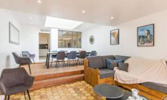Portbail Cottage | Spacious House in Portbail - 5 Bedrooms, Private Garden, Pets Welcome