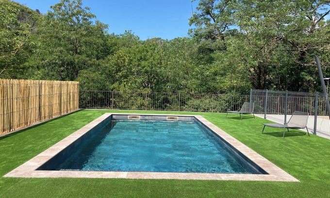 Meyras House | Spacious house with private pool on the river.