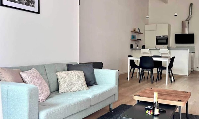 Anderlecht Apartment | Spacious Loft Up to 4 Guests Comfort & Style in Brussel