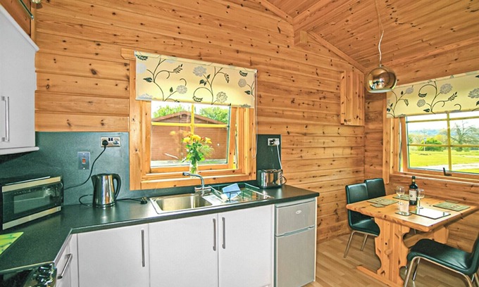 East Horrington Ski Chalet | Spacious log cabin with one double and one twin.