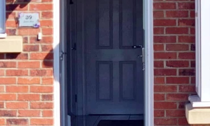 Preston House | Spacious Luxurious Serviced Accommodation 7