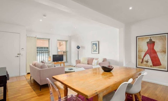 Hobart Central Business District Apartment | Spacious Modern Terrace in the Heart of Hobart CBD