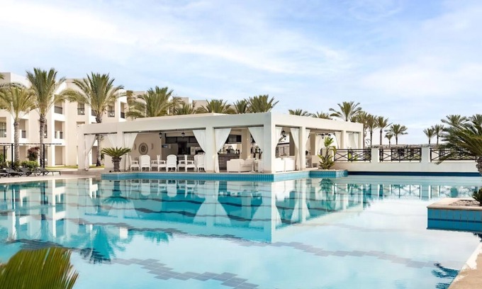 Marsa Matruh Hotel | Spacious Oasis Near Almaza Bay with Free Breakfast and Exceptional Side Sea View