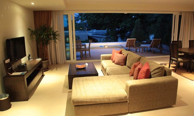 Rawai Apartment | Spacious Open Plan Resort Apartment, large ensuite bedrooms, fitted kitchen.