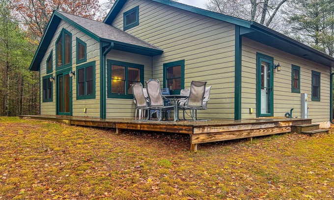 Manitowish Waters House | Spacious & peaceful lakefront villa with fire pit, patio, grill, & amazing views