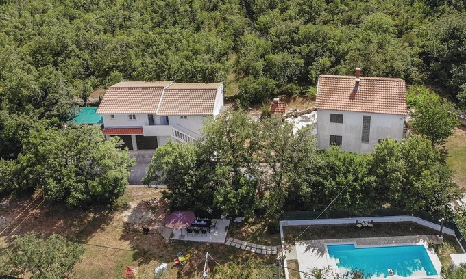 Labin Villa | Spacious Prgomet Retreat with Private Pool, Fitness Centre, and Garden - Three Bedroom Villa