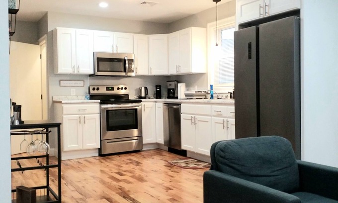 Upper South Providence Apartment | Spacious renovated apartment minutes from Federal Hill in Providence!