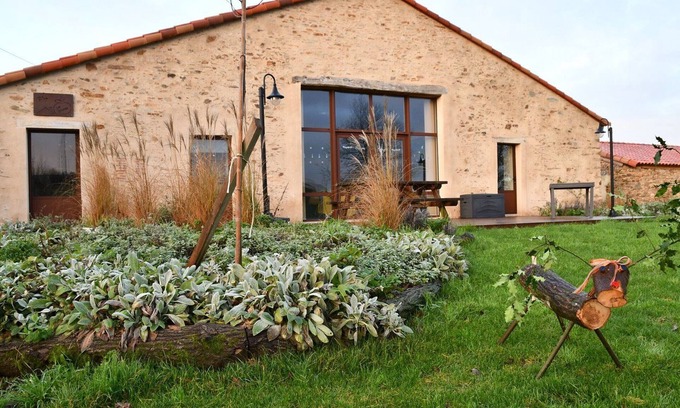 Cheffois Cottage | Spacious Renovated Barn with Indoor Pool, Large Garden, and Accessible Facilities