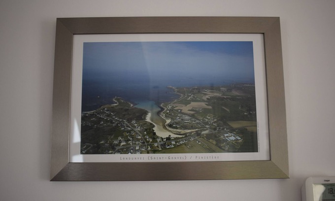 Landunvez House | Spacious, sea view, 100m from the beach SAND END and trail "GR34",