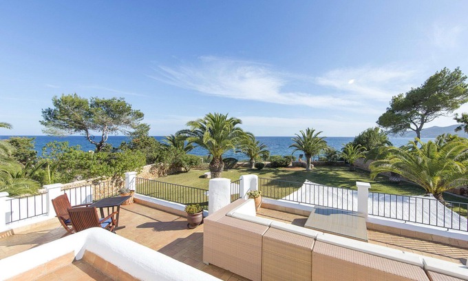 Santa Eulalia del Rio Villa | Spacious Seafront Villa with Pool 10+ Guests - walk to beaches - majestic views