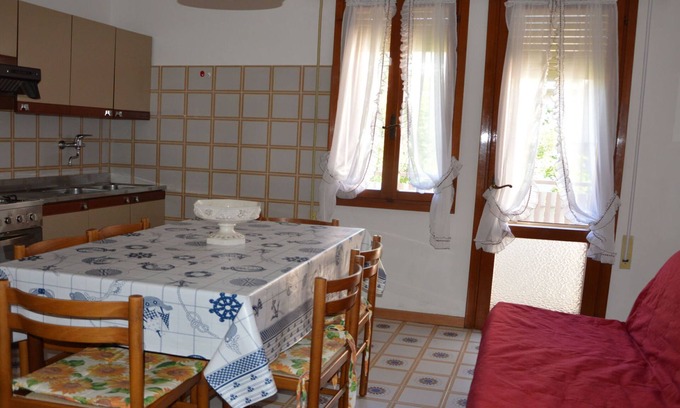 Caorle Apartment | Spacious seaside flat in Caorle