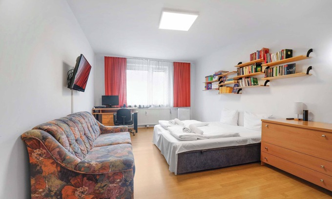 Donaustadt Apartment | Spacious Smart Home Vienna