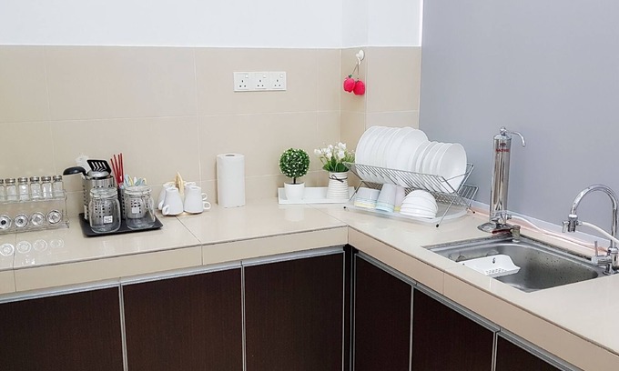 Bandar Puteri Puchong House | ✨Spacious Sparkling Clean Puteri 6 Puchong Table Tennis/TV Game