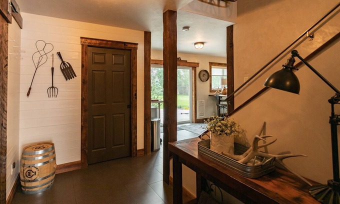 Bozeman House | Spacious studio! Quiet, clean & comfortable. Excellent location!