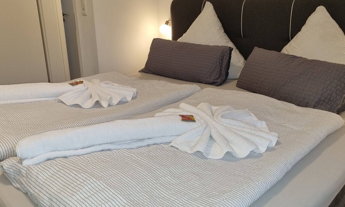 Borkum Apartment | Spacious suite Majesty Sir Francis Drake on the upper floor