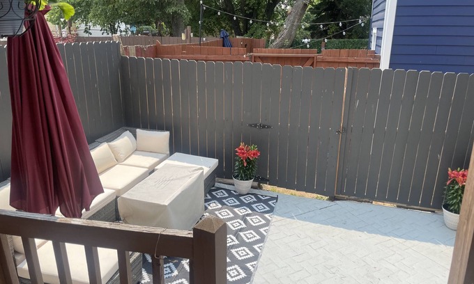 Covington House | Spacious three floor home, walking distance from the Bengals stadium.