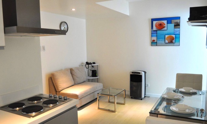 Don Bosco Apartment | Spacious & Tidy 2-BR @ Azure Miami 1102