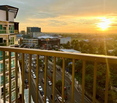 Iloilo Apartment | Spacious Unit with City View at Iloilo Business Park