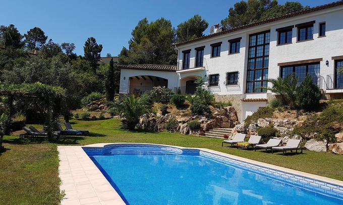 Santa Cristina de Aro House | Spacious Villa, Golf Costa Brava, View , Large Terrace, Pool 6x12m