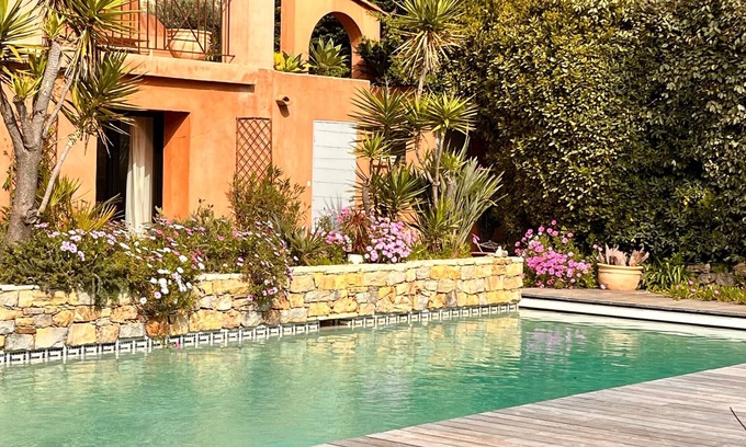 Carqueiranne House | Spacious villa in Carqueiranne for 10 people, near the sea