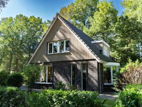 Bosgebied Hoenderloo House | Spacious Villa in Hoenderloo