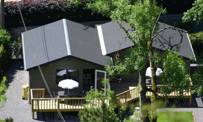 Vieuxville House | Spacious Villa Near River