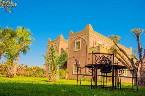 Annakhil Villa | Spacious villa with pool in Marrakech 448 m² mountain view