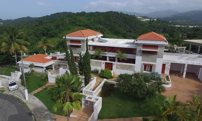 Canovanillas House | Spanish Mansion with Mountain views