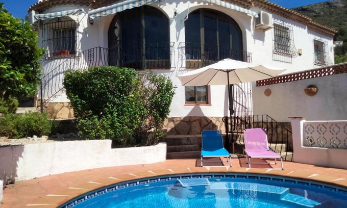Alcalali Villa | Spanish villa in stunning location - Jalon Valley