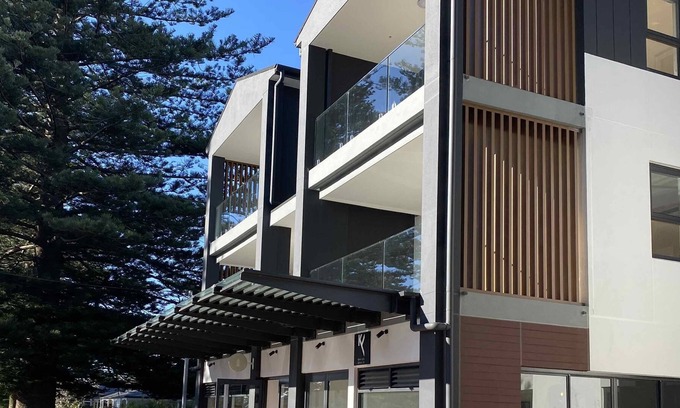 Gerringong Apartment | SPECIAL OFFER: pay for 3 nights and get the 4th free (except DEC/JAN)