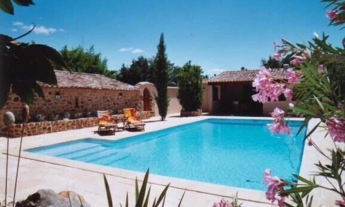 Rosieres House | Special prices in autumn! Charming apartment with large, heated pool