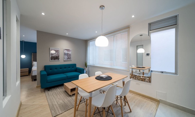 Financial District Apartment | Spectacular High-End Apartment in Chapinero Alto with Wifi