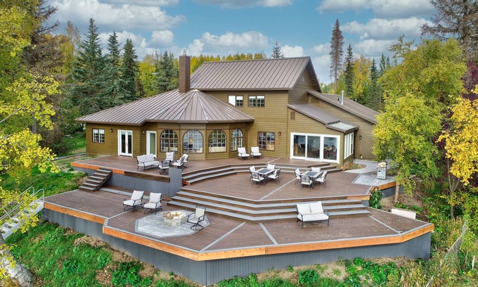 Soldotna House | Spectacular Home on the Kenai River