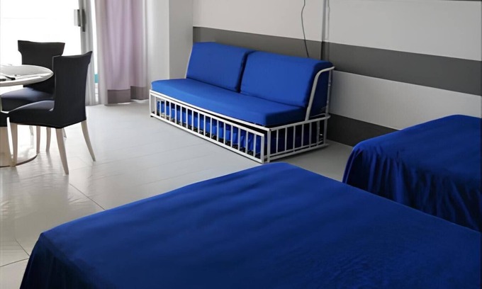 Club Deportivo Apartment | Spectacular Twin Towers Suite