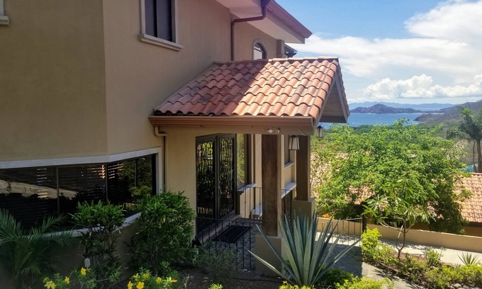 Playa Hermosa House | Spectacular Ocean View Home Private Pool with Swim Up bar and Jacuzzi i