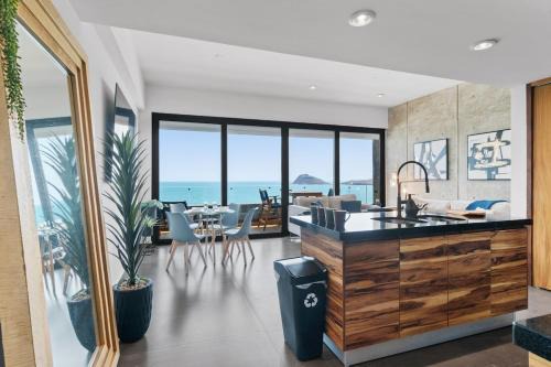 Mazatlan Apartment | Spectacular Ocean View with Homeoffice Space
