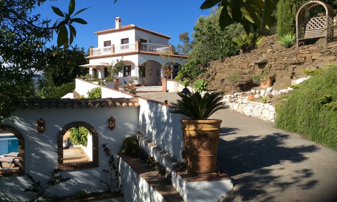 Sayalonga Villa | Spectacular private villa with large pool, stunning sea and mountain views. wifi