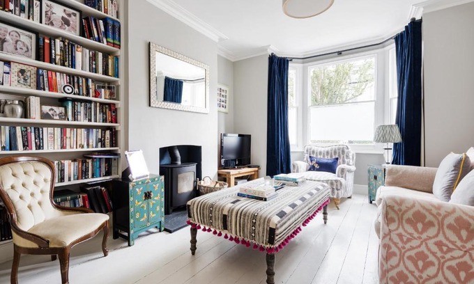 Askew House | Spectacular Shepherds Bush Home close to Westfield
