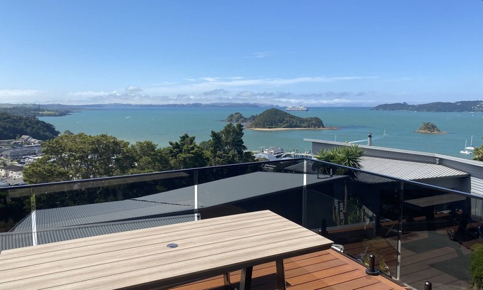 Paihia House | Spectacular Views New Home Central Paihia