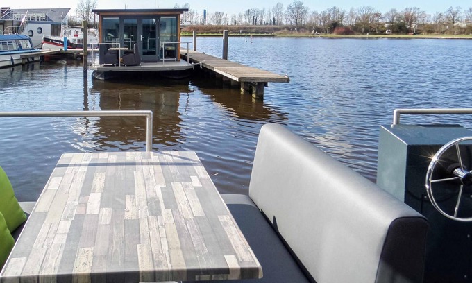 Municipality of Uitgeest Boat Rental | Spend a dream vacation on the water in this modern houseboat.