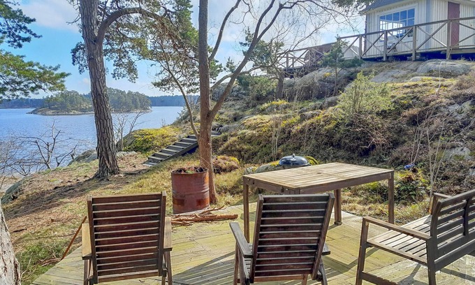 Varmdo House | Spend an idyllic holiday in a holiday home in the Swedish archipelago.