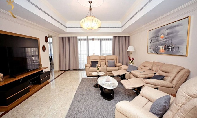 Abu Dhabi City Center Apartment | Splendid 3BR Coastal Escape - Corniche Beach